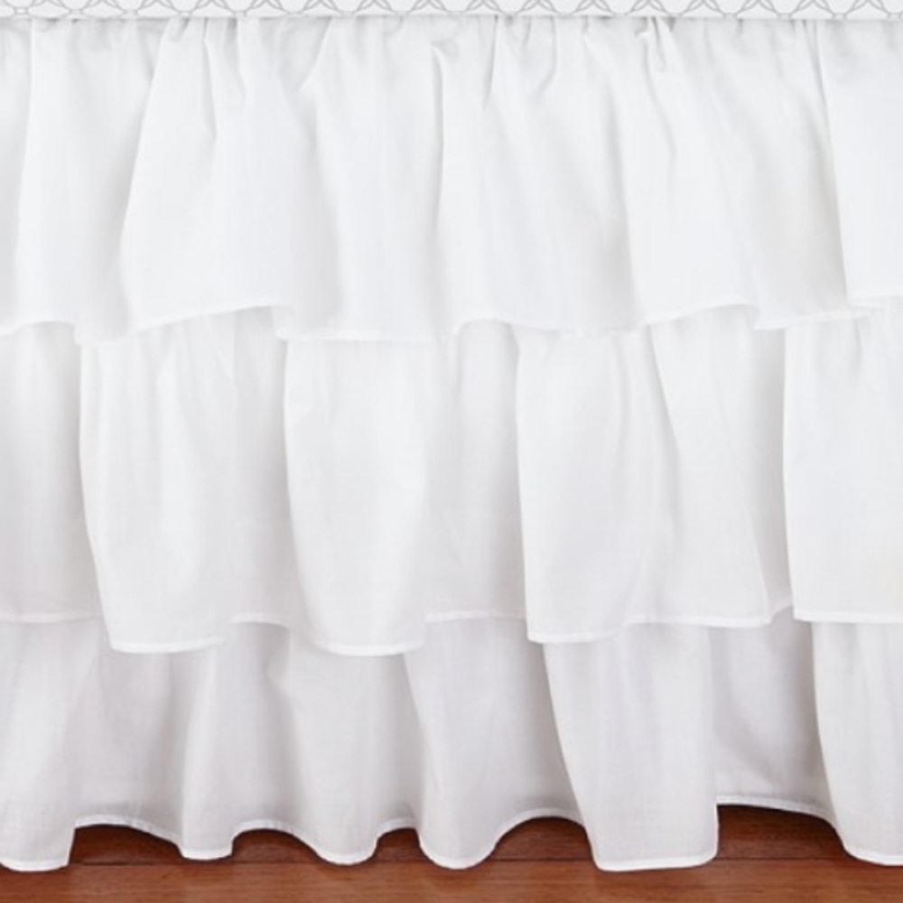 Pottery Barn Kids White Ruffled Bed Skirt
